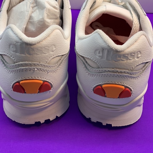 Ellesse  Menś  contrast leather trainers in white  Size 11 - Picture 8 of 15